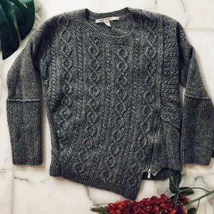 A-Symmetrical Zip-Up Max Studio Grey Knit